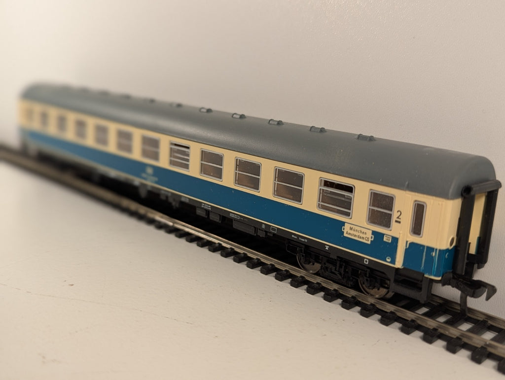 Fleischmann 5192 HO Gauge Deutsche Bundesbahn Passenger Coach