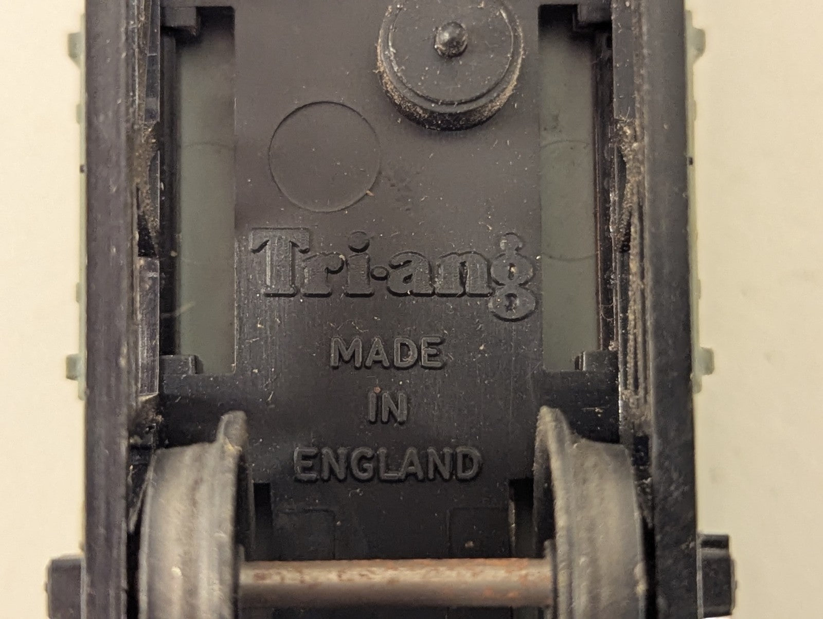 Tri-ang R243 OO Gauge BR Grey 16 Ton Mineral Wagon