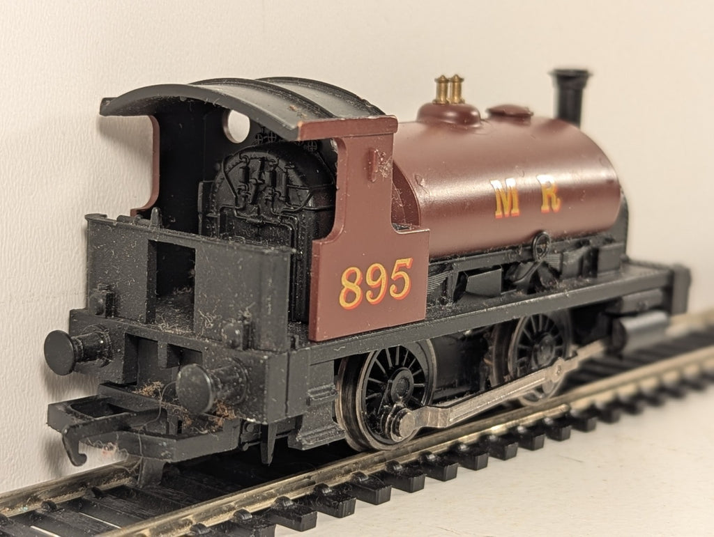 Hornby OO Gauge Midland Railway 0-4-0 Saddle Tank Steam Locomotive 895