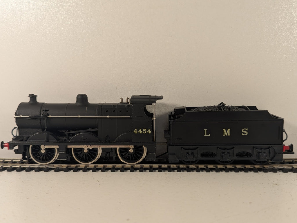 Airfix OO Gauge Fowler Class 4F 0-6-0 Locomotive 4454 LMS Black 54122