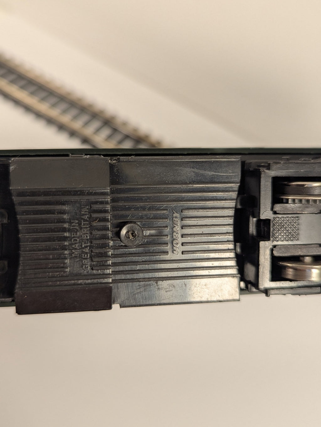 Hornby R327 BR Class 25 D7571 Diesel Locomotive OO Gauge