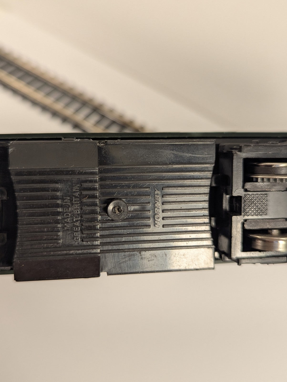 Hornby R327 BR Class 25 D7571 Diesel Locomotive OO Gauge