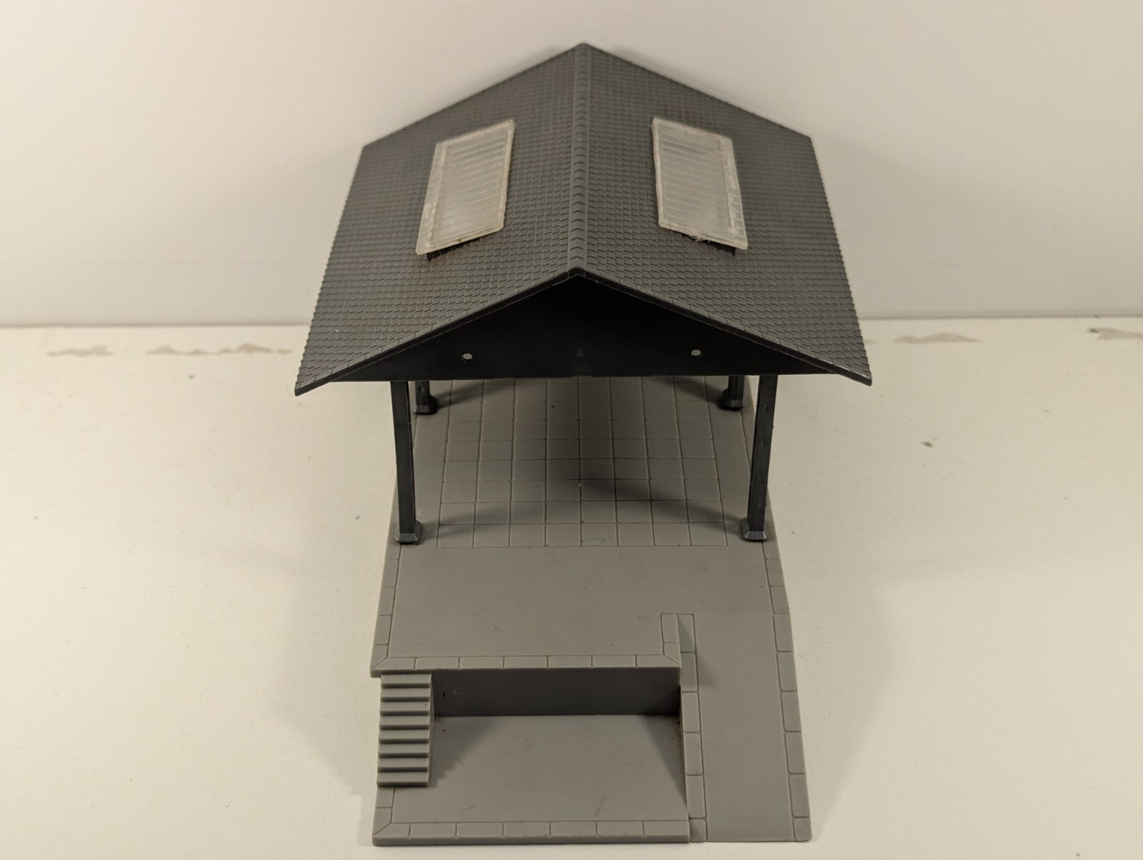 Jouef HO Gauge Covered Goods Platform