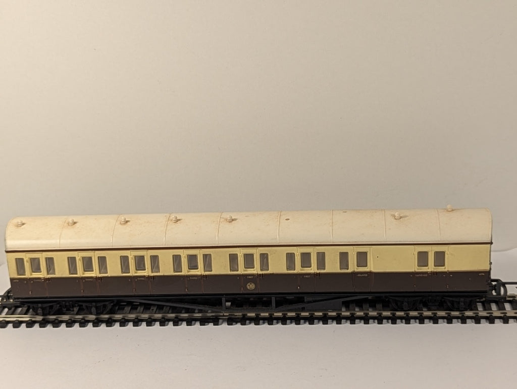 Airfix GWR Suburban B Cornish Riviera Baggage Coach OO Gauge