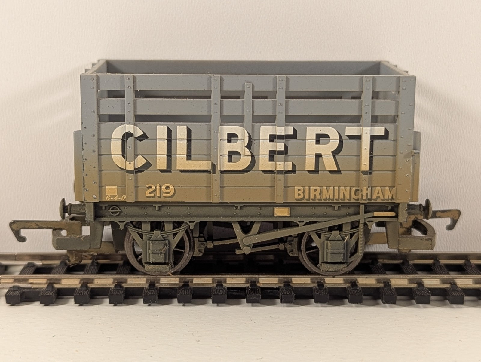Hornby R6151 ‘Cilbert’ Coke Wagon – Numbers 219