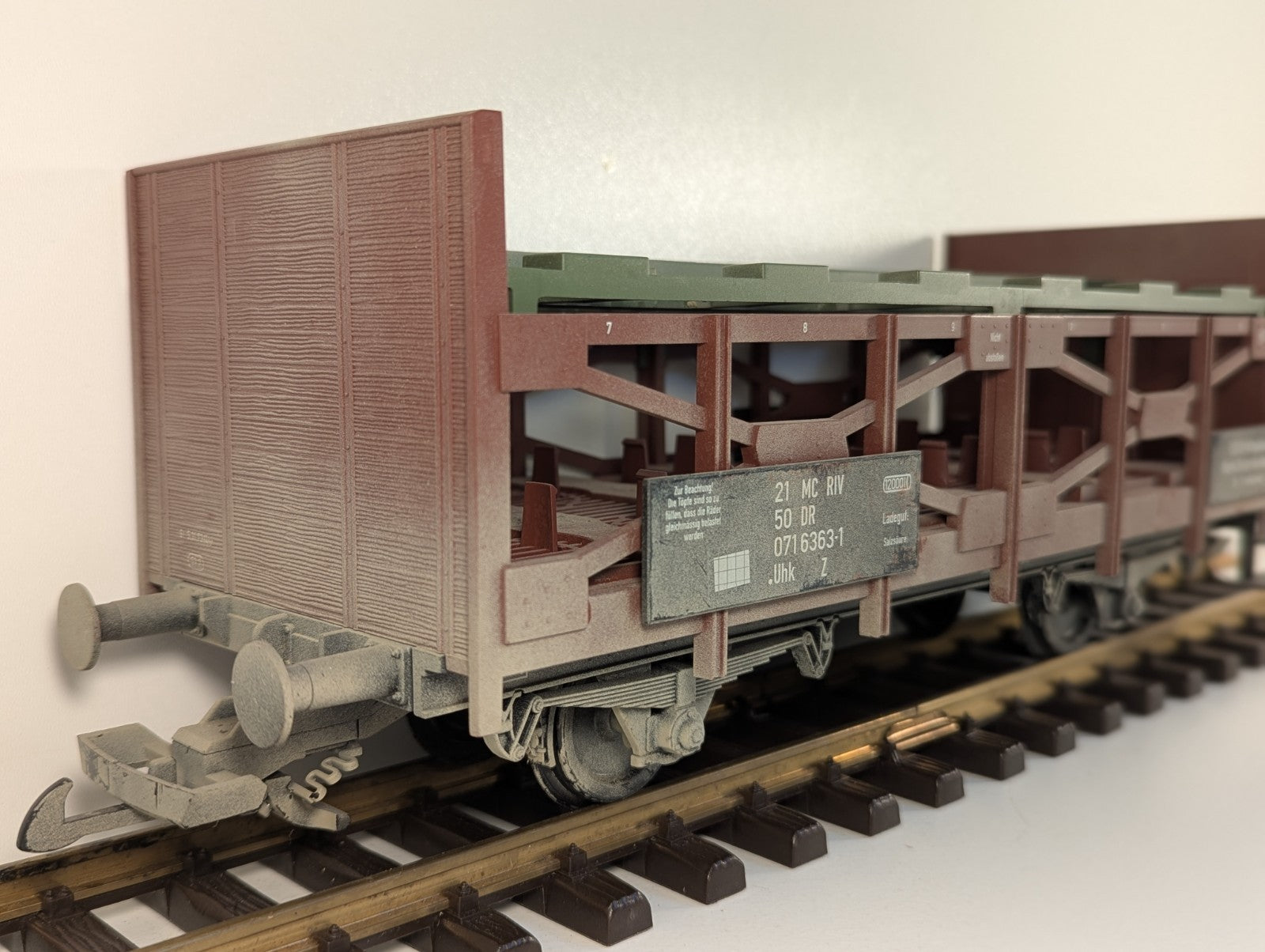 Piko G Gauge Weathered Acid Chemical Wagon – Missing Barrels