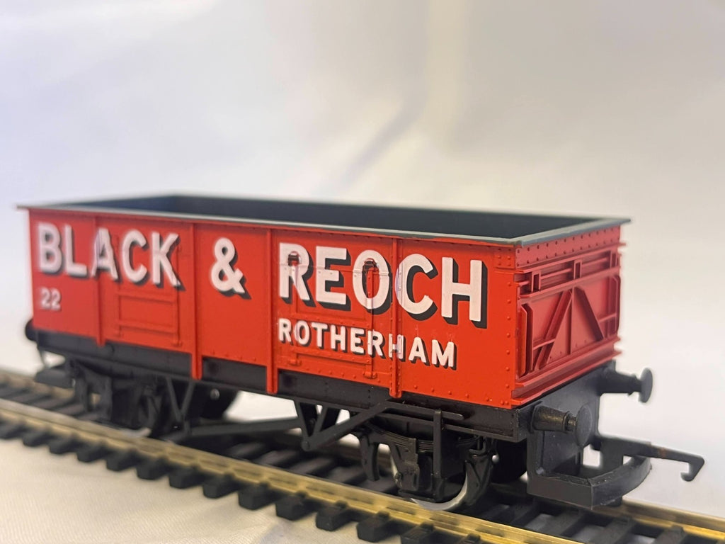 Hornby R021 OO Gauge Black & Reoch Mineral Wagon Boxed