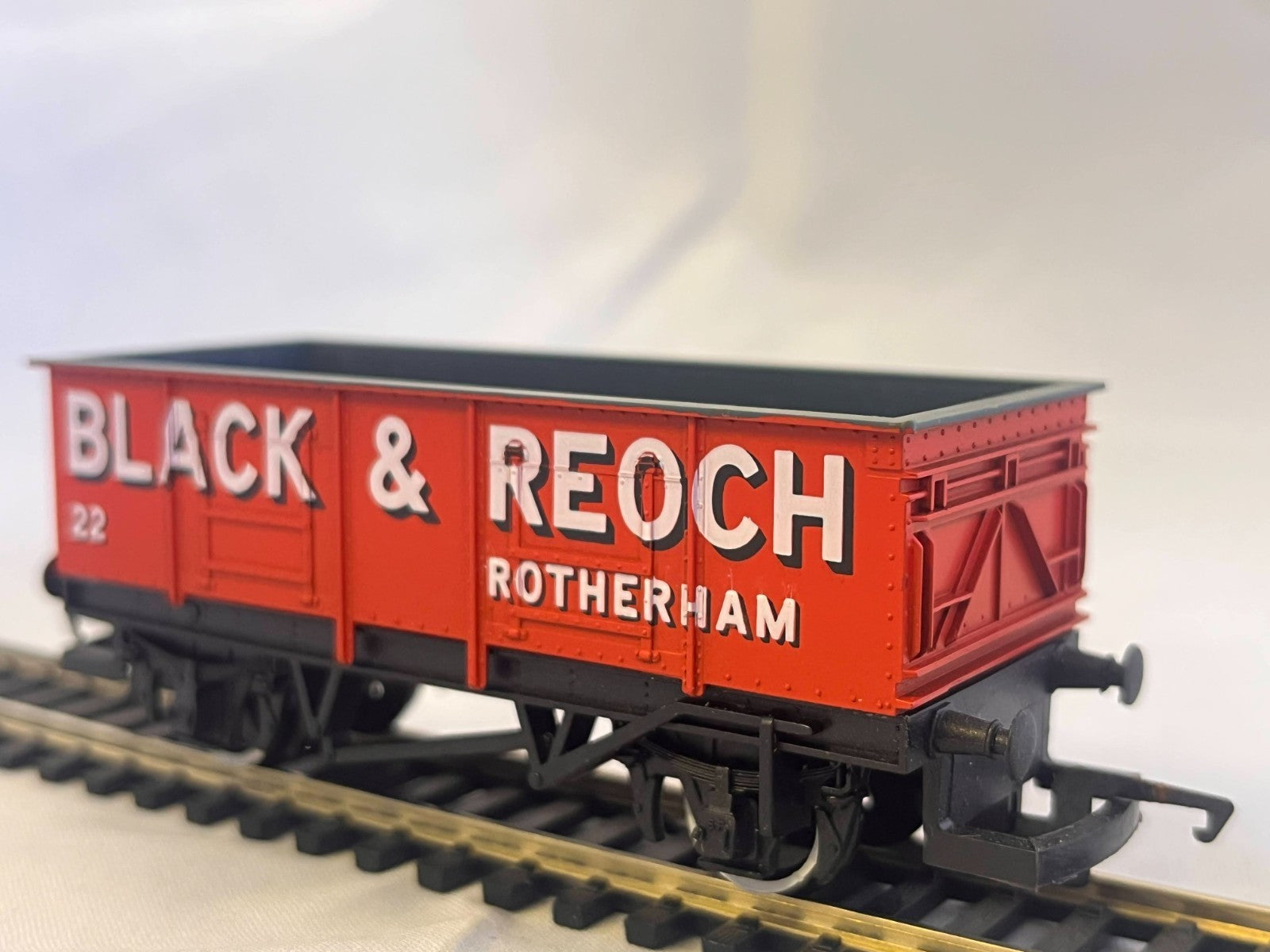 Hornby R021 OO Gauge Black & Reoch Mineral Wagon Boxed