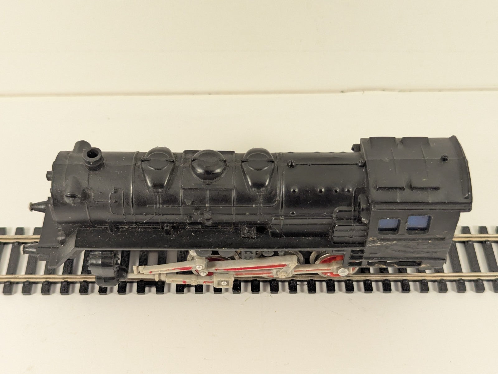 Lima HO Gauge DB E680 Steam Locomotive - Missing parts