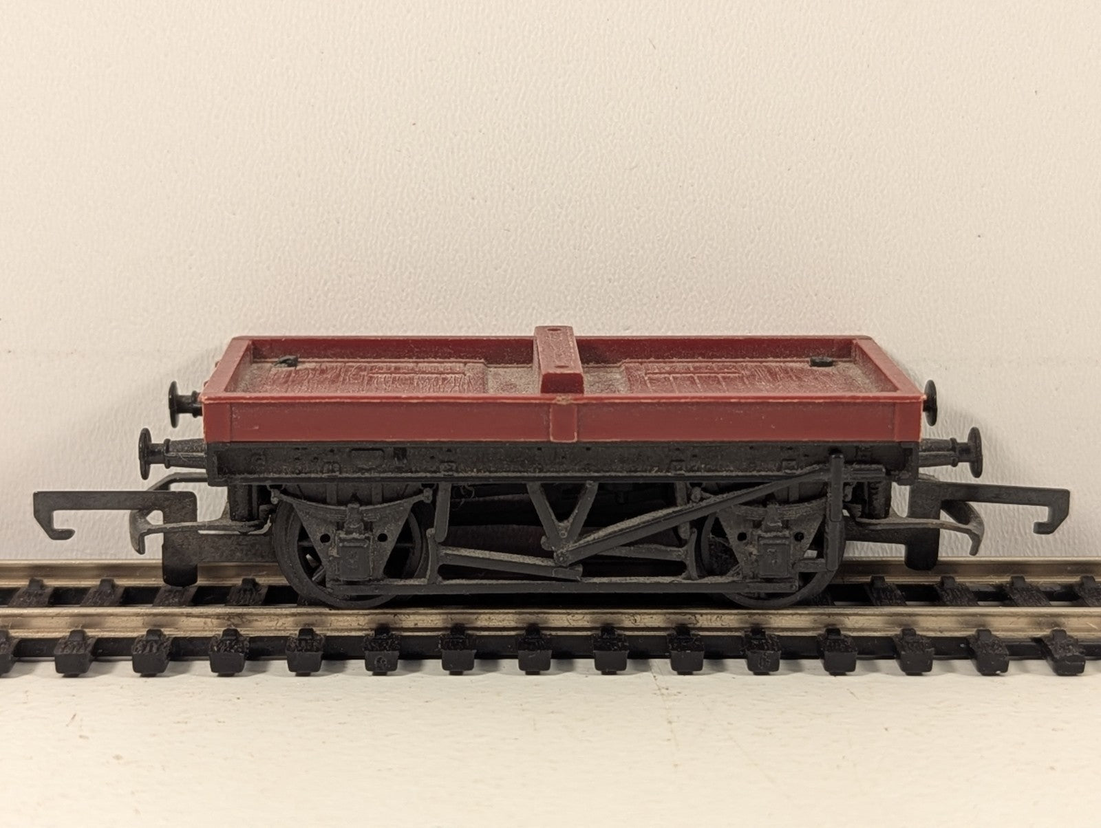 Tri-ang R17 OO Gauge Conflat Wagon
