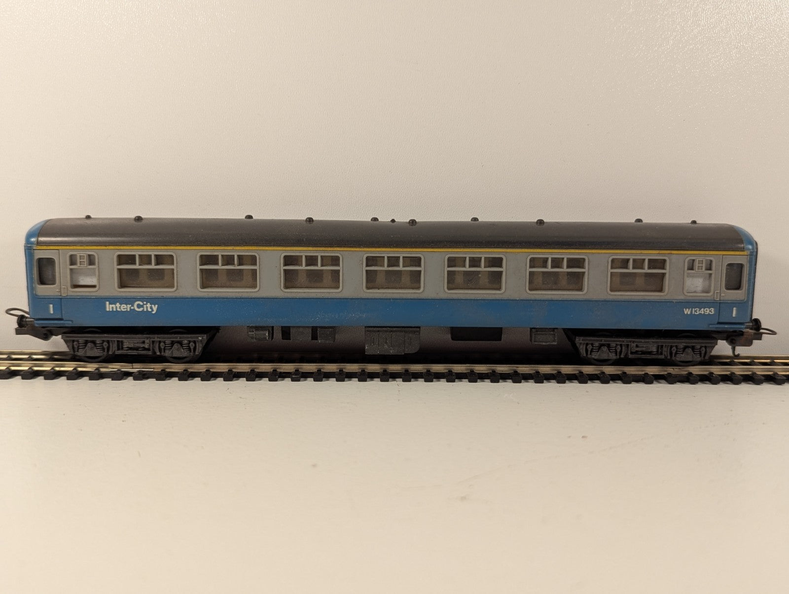 Lima HO Gauge BR Blue & Grey Composite Coach