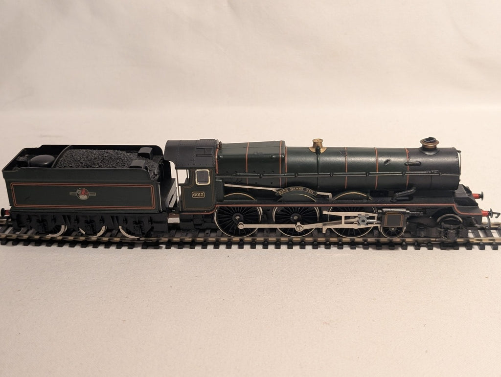 Hornby Railways R349 “King Henry VIII” – King Class 4-6-0