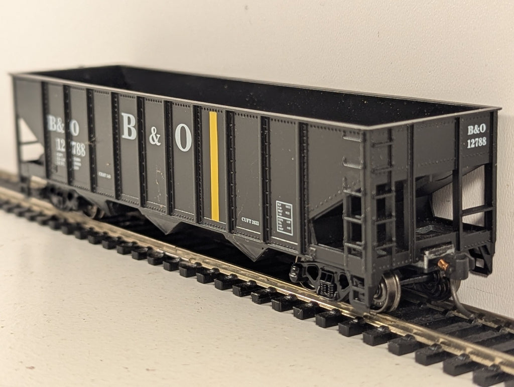 Athearn HO Gauge 3-Bay Offset Side Hopper Wagon 12788 Baltimore & Ohio