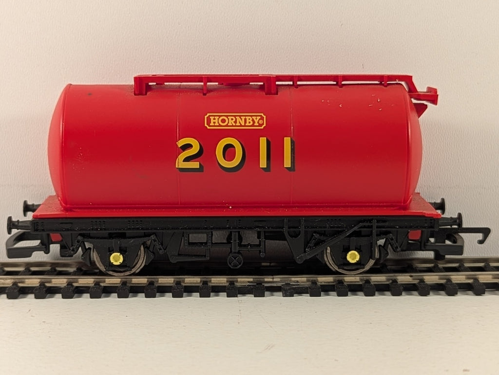 Hornby R6547 OO Gauge 2011 Tank Wagon