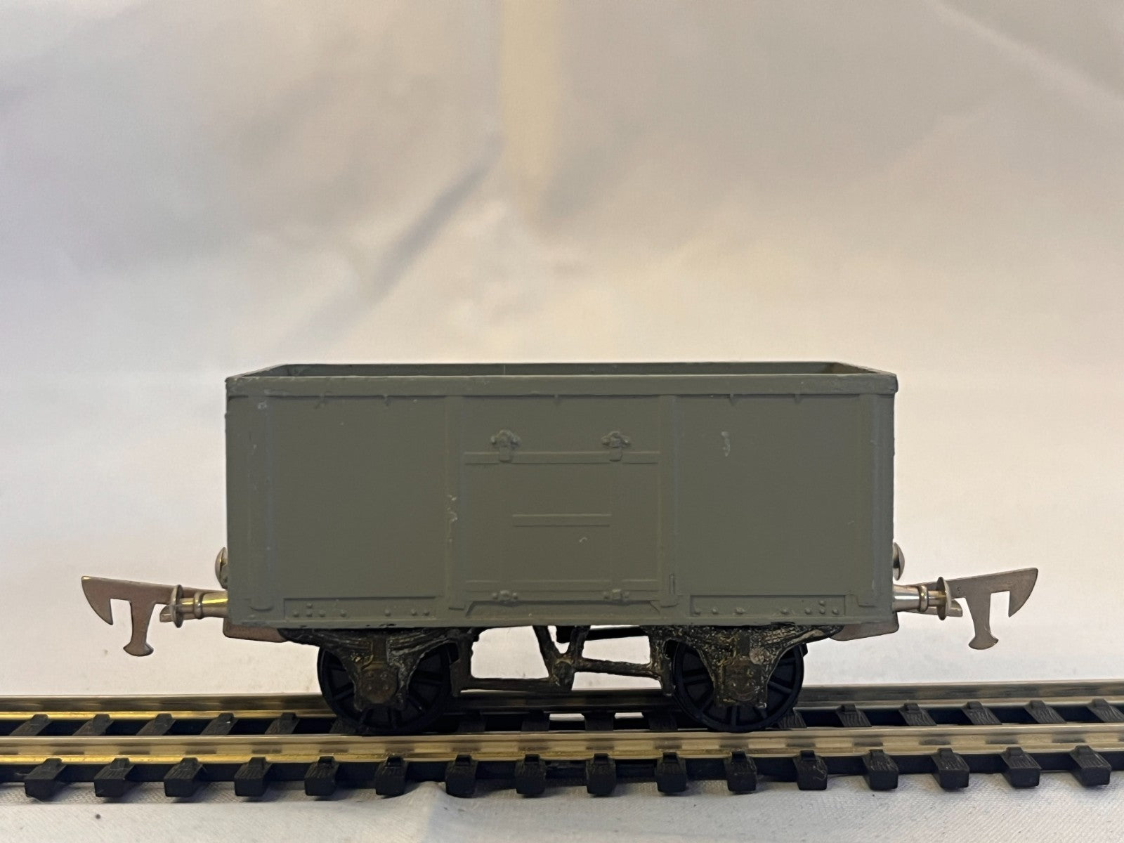 Graham Farish OO Gauge 16 Ton Steel Mineral Wagon