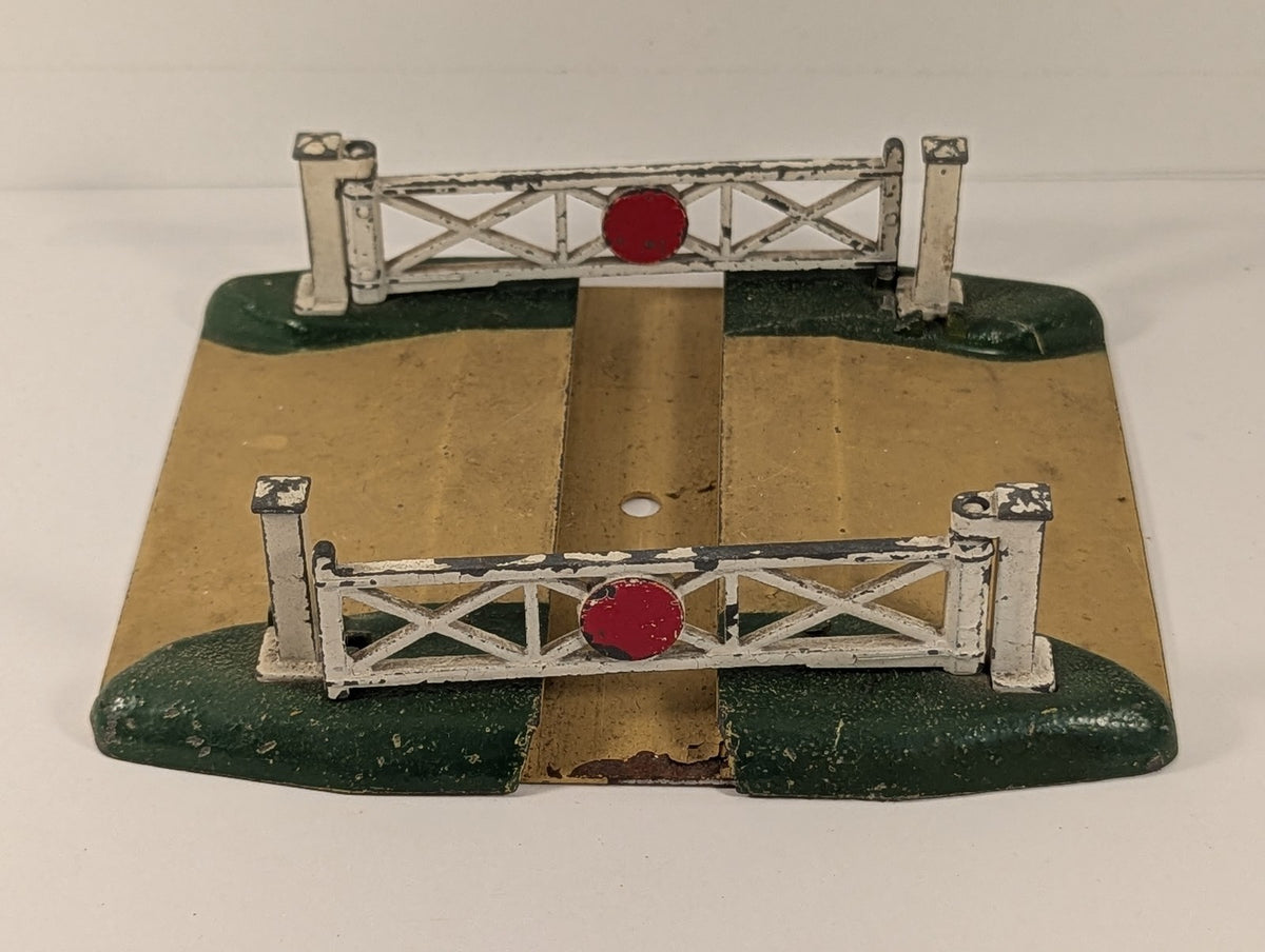 Hornby Dublo OO Gauge D1 Level Crossing