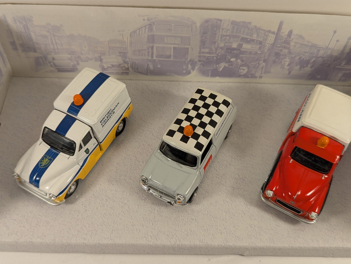 Oxford Diecast 1:76 Scale / OO Gauge Aviation 3 Piece Set Diecast Vehicle Set