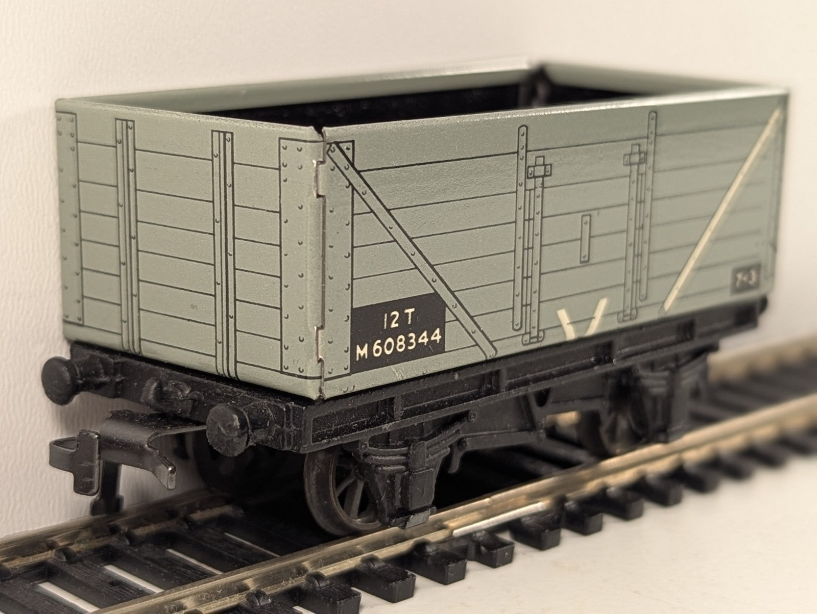 Hornby-Dublo 32055 OO Gauge D2 High-Sided Wagon - Boxed