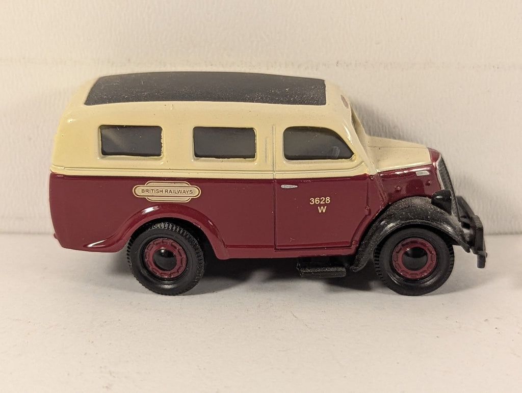 Classix 1:76 Scale / OO Gauge Ford E83W Thames Estate Die-cast Vehicle 3628 W