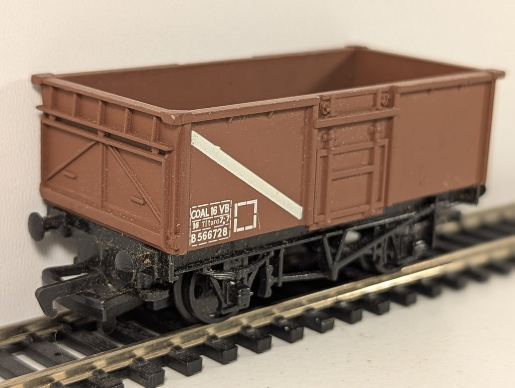 Mainline Railways 37-144 BR Bauxite Steel Mineral Wagon – OO Gauge