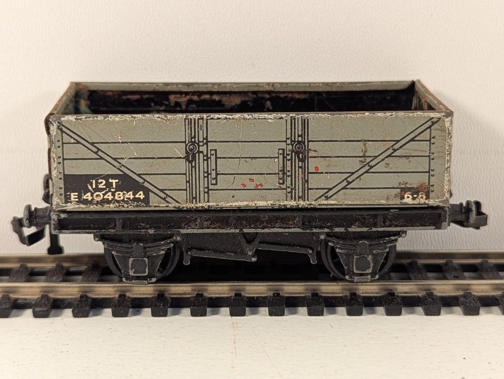 Hornby Dublo 32075 BR 12 Ton 5 Plank Open Wagon OO Gauge - Damaged Decals
