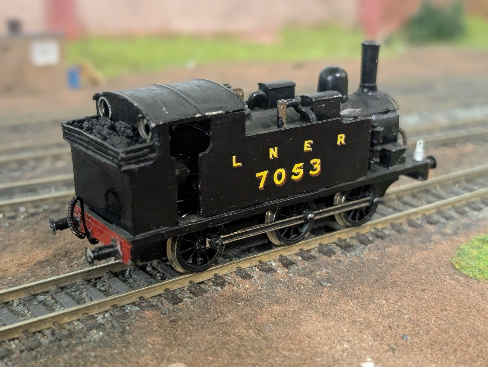 Wills Finecast OO Gauge Kitbuilt LNER J69 0-6-0T No. 7053