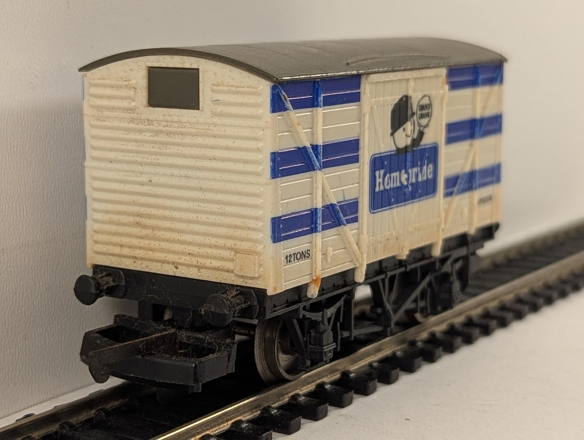 Mehano HO Gauge Log Wagon with Wood Load Goods Wagon Grey