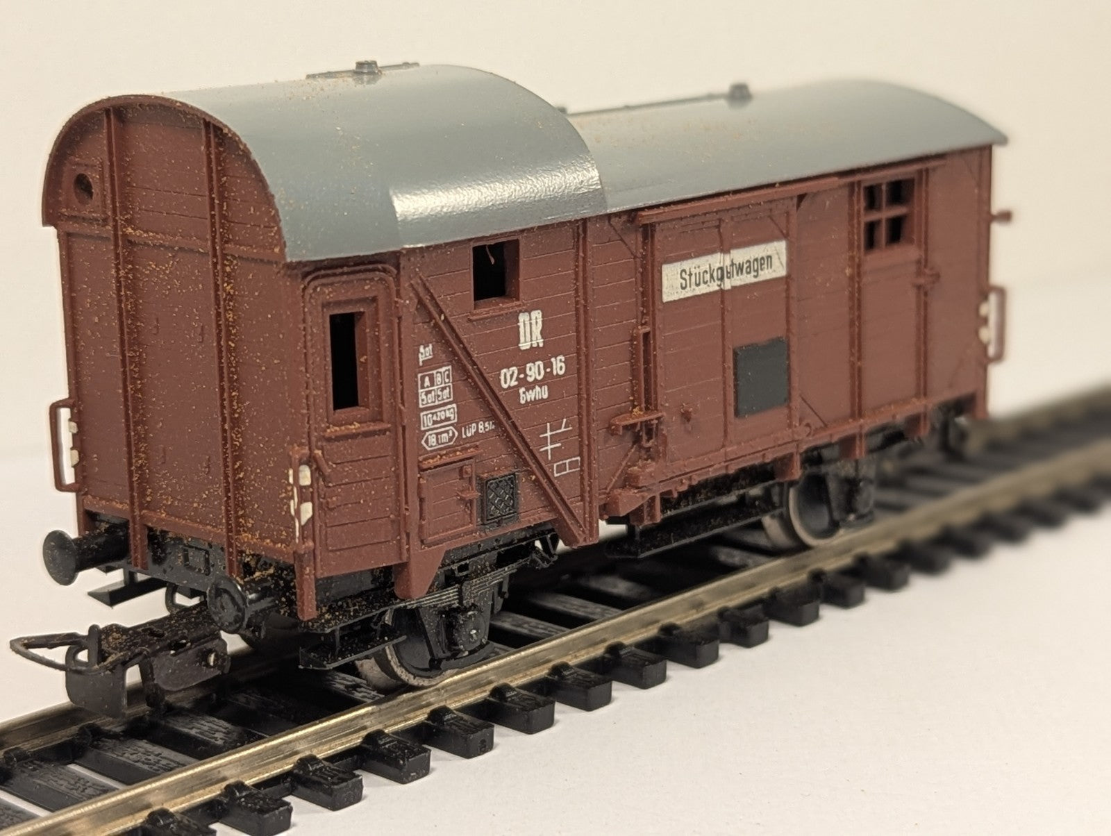 Piko HO Gauge DR Goods Brake Van Type Gwhu