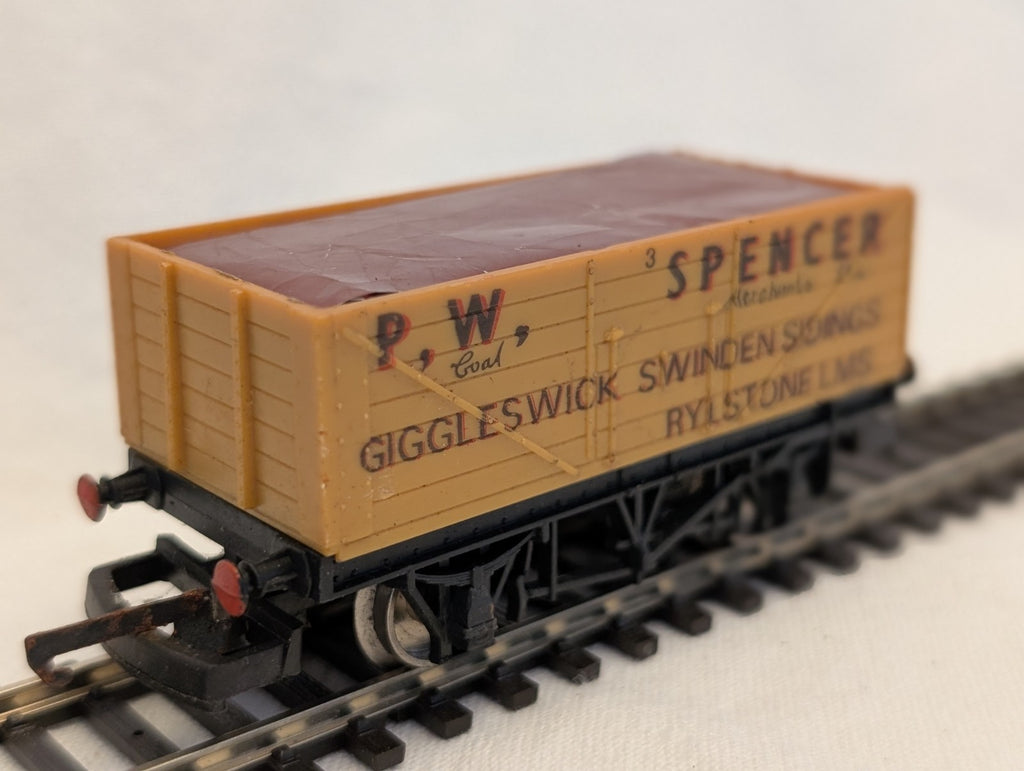 Lima OO Gauge P.W. Spencer 7 Plank Open Wagon Goods Wagon 3 P.W. Spencer