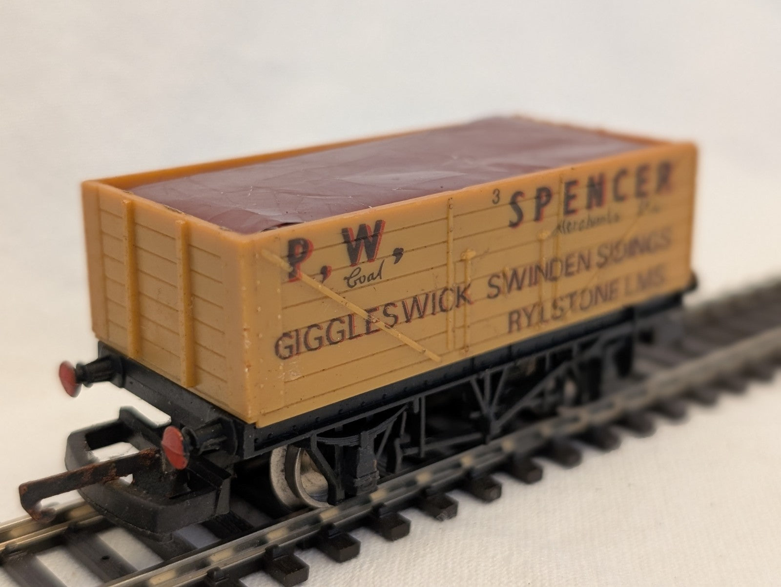 Lima OO Gauge P.W. Spencer 7 Plank Open Wagon Goods Wagon 3 P.W. Spencer