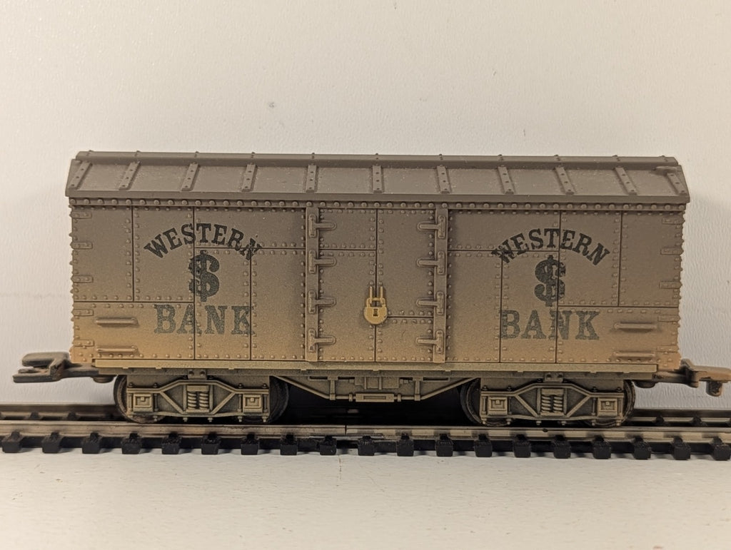 Hornby OO Gauge "Western Bank" Treasure Car Wagon - Toy Story 3 Train Set Split