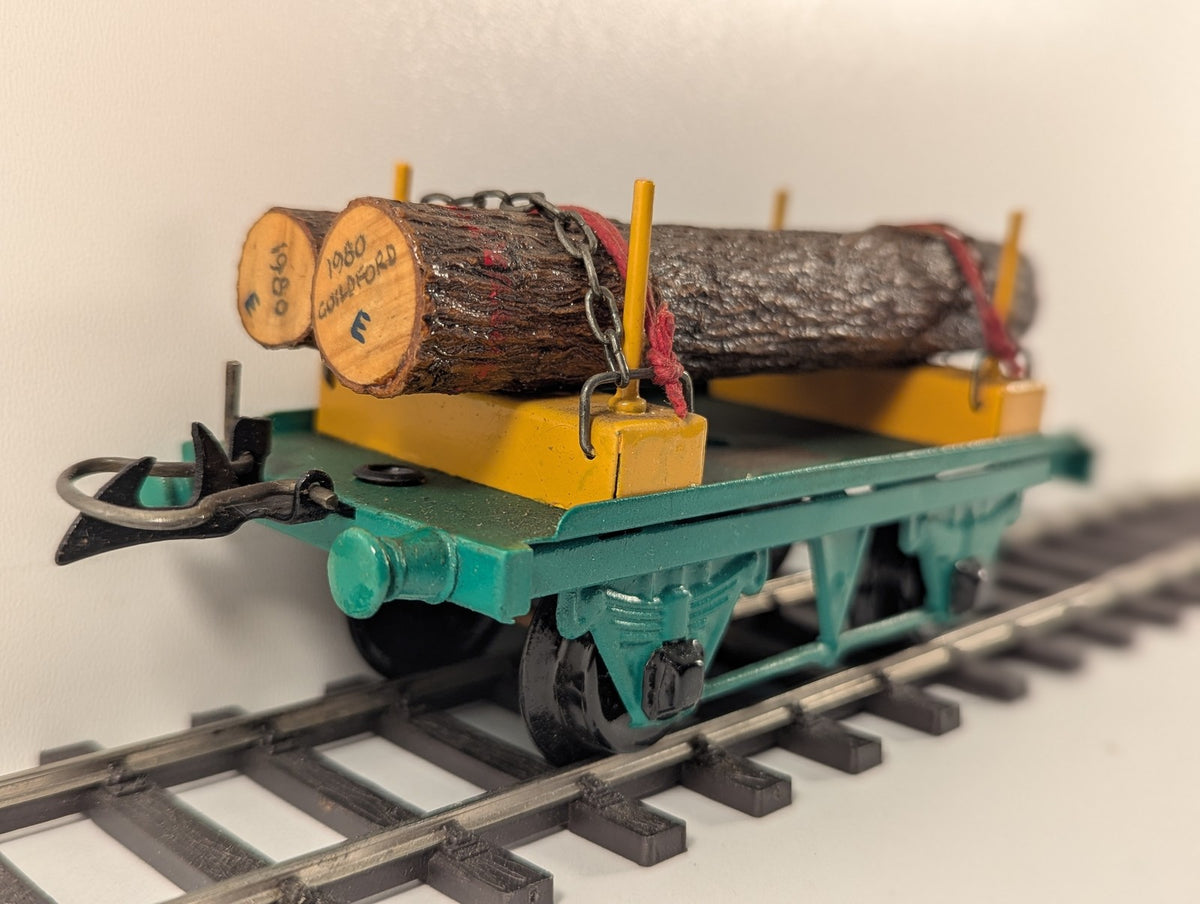 Hornby O Gauge No. 1 Timber Wagon Goods Wagon Green and Yellow