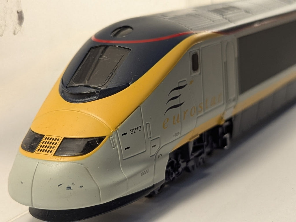 Hornby OO Gauge Eurostar Class 373 4-Car Set Electric Train Pack 3213 & 3214