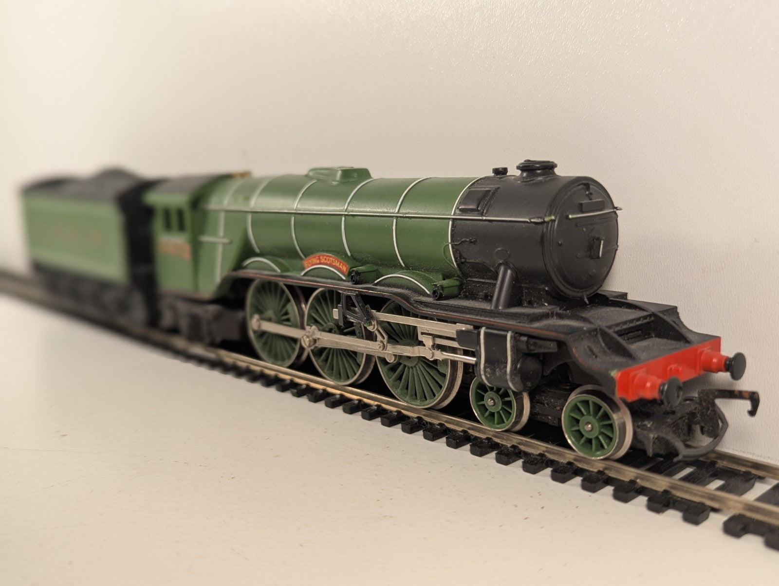 Hornby OO Gauge LNER Class A3 4472 Flying Scotsman Loco Drive