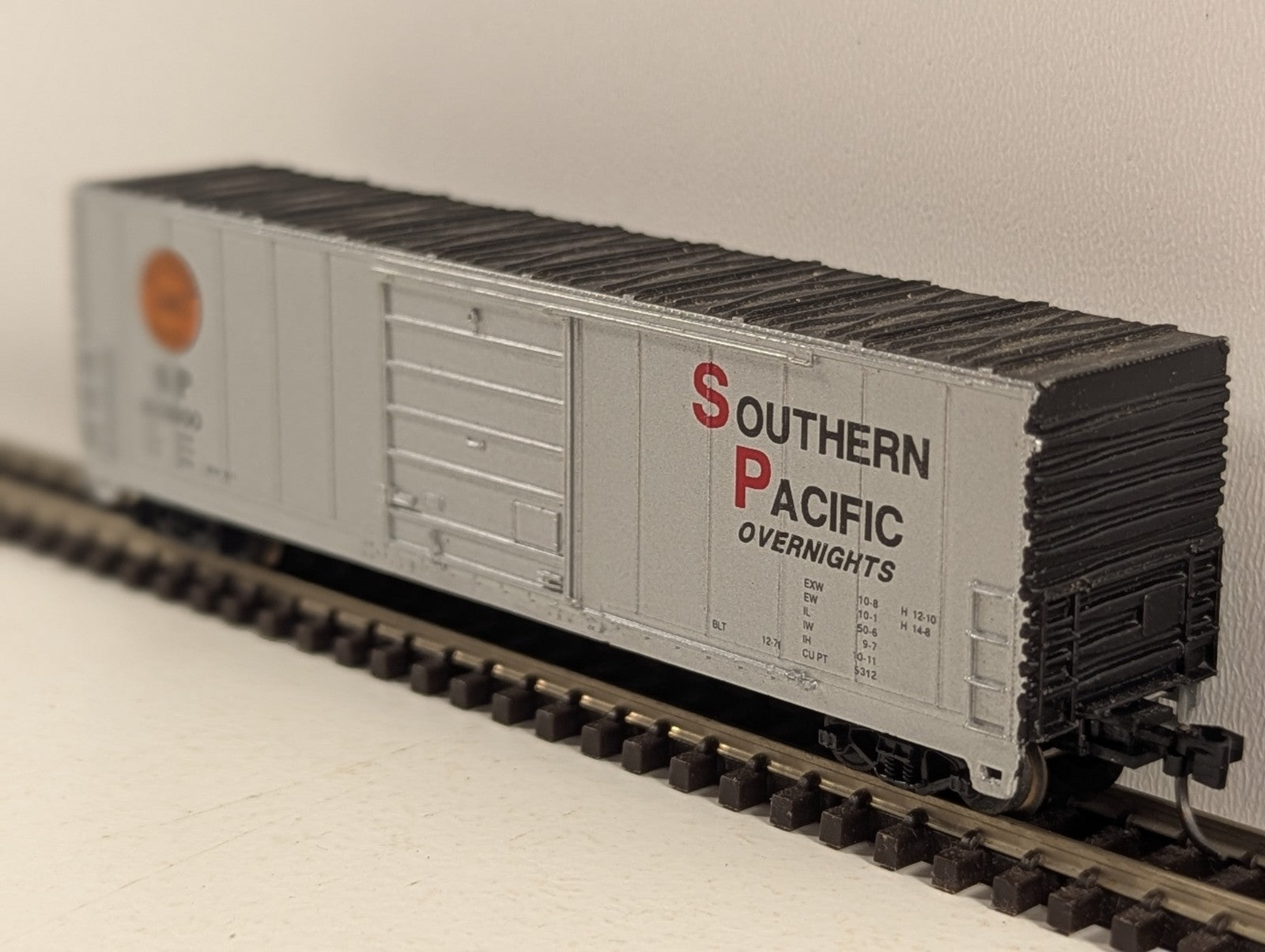 Life-Like N Gauge Southern Pacific Overnights 40ft Boxcar