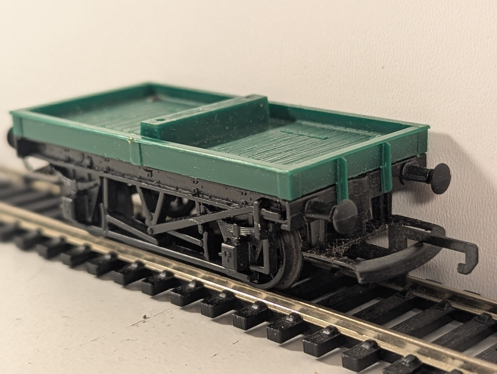 Hornby Tri-ang OO Gauge R676 Bolster Wagon B913011