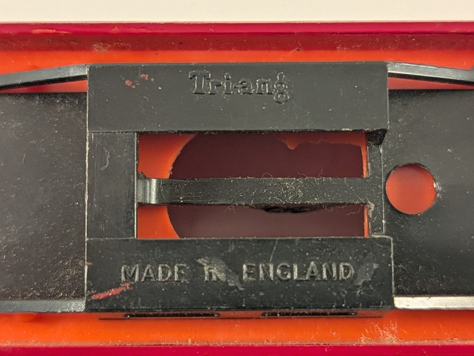 Tri-ang R119 Transcontinental Operating Mail Coach Maroon Repainted OO Gauge
