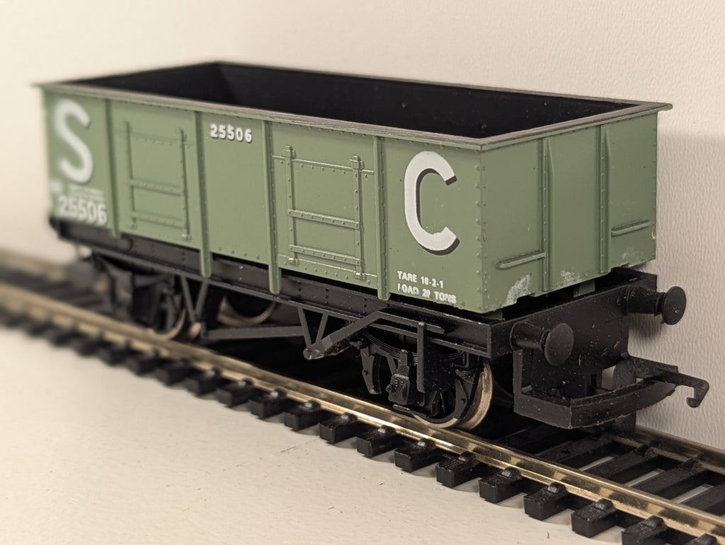 Hornby R730 OO Gauge “S.C.” Mineral Wagon
