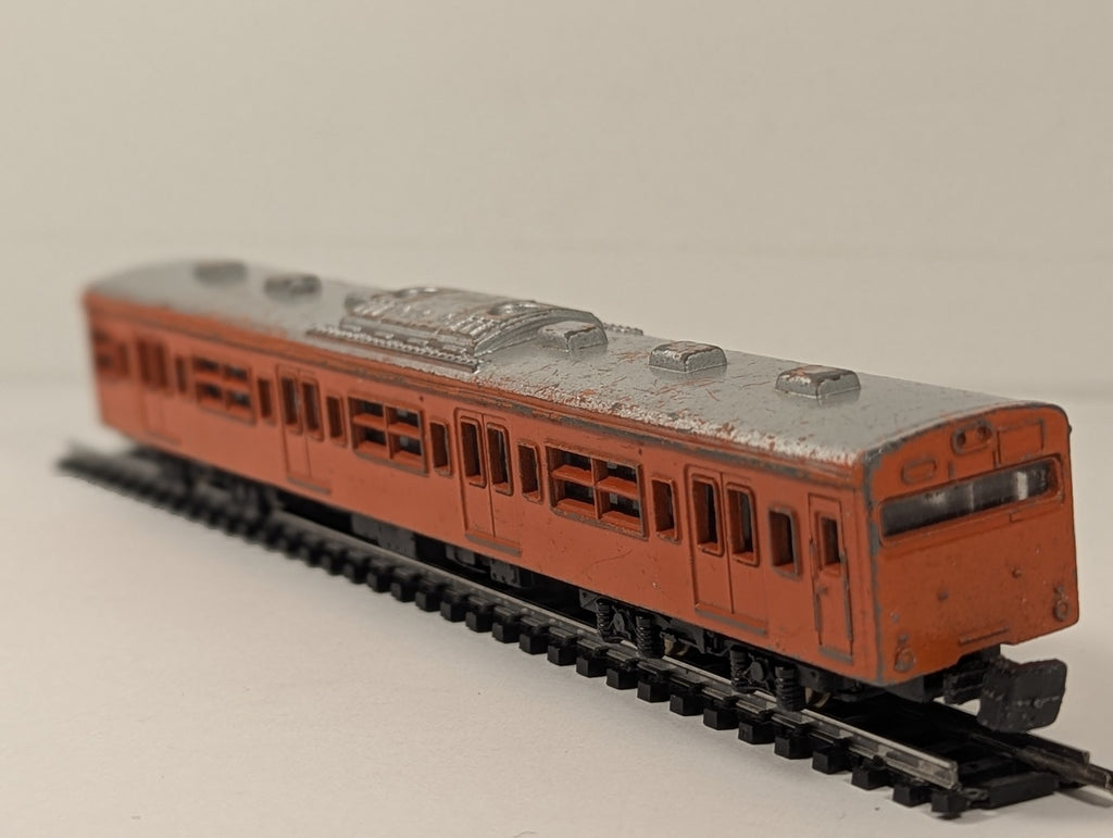 Trane 1/130 JNR 103 Series Commuter Train Die-cast Train Vermilion Orange