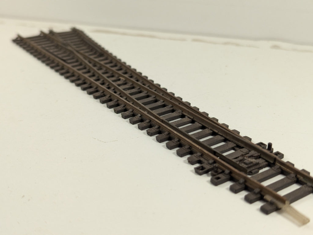 Peco OO Gauge Right-Hand Turnout - Rusty