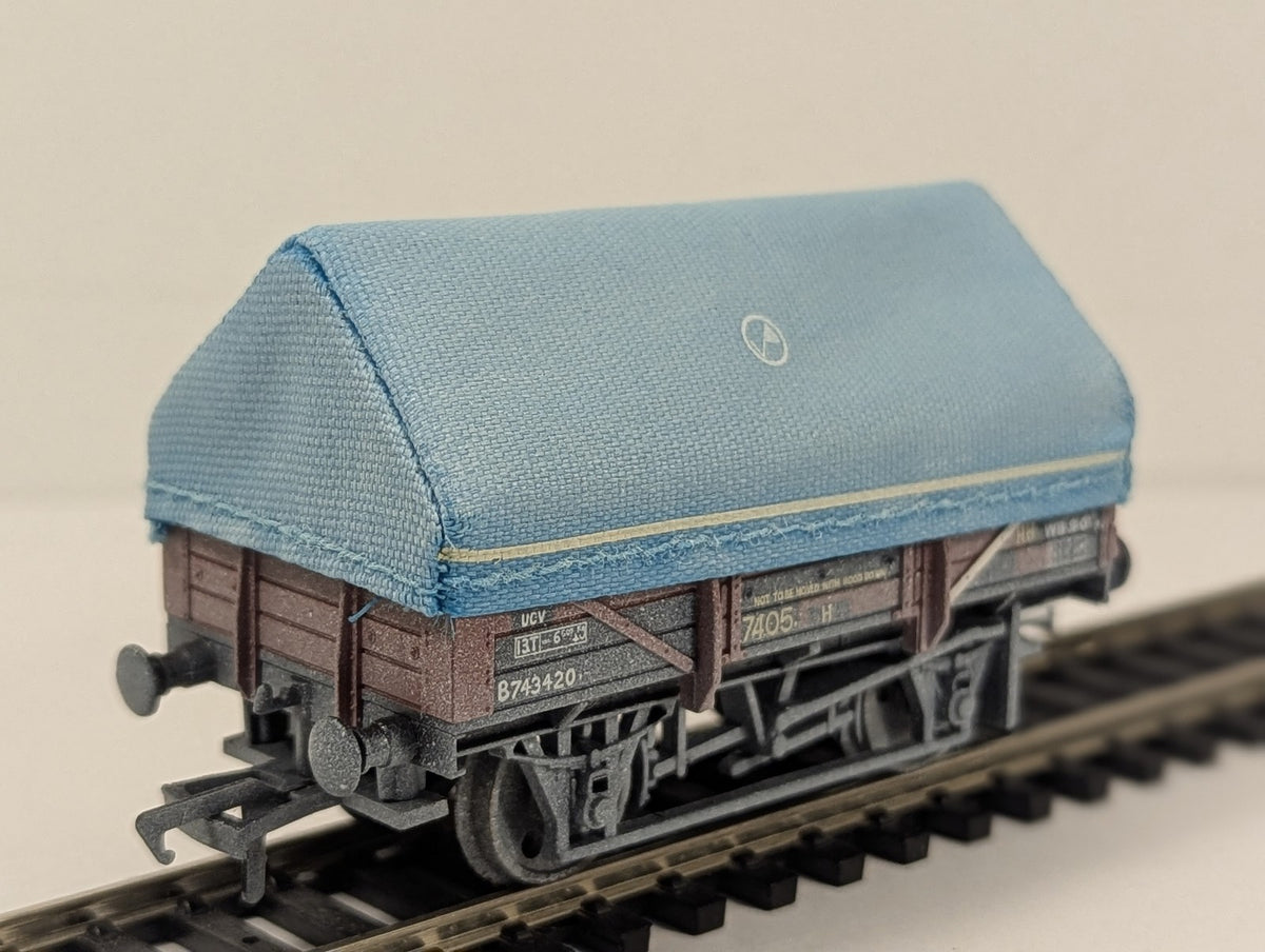 Bachmann Branch-Line OO Gauge 5 Plank China Clay Wagon with Hood Goods Wagon