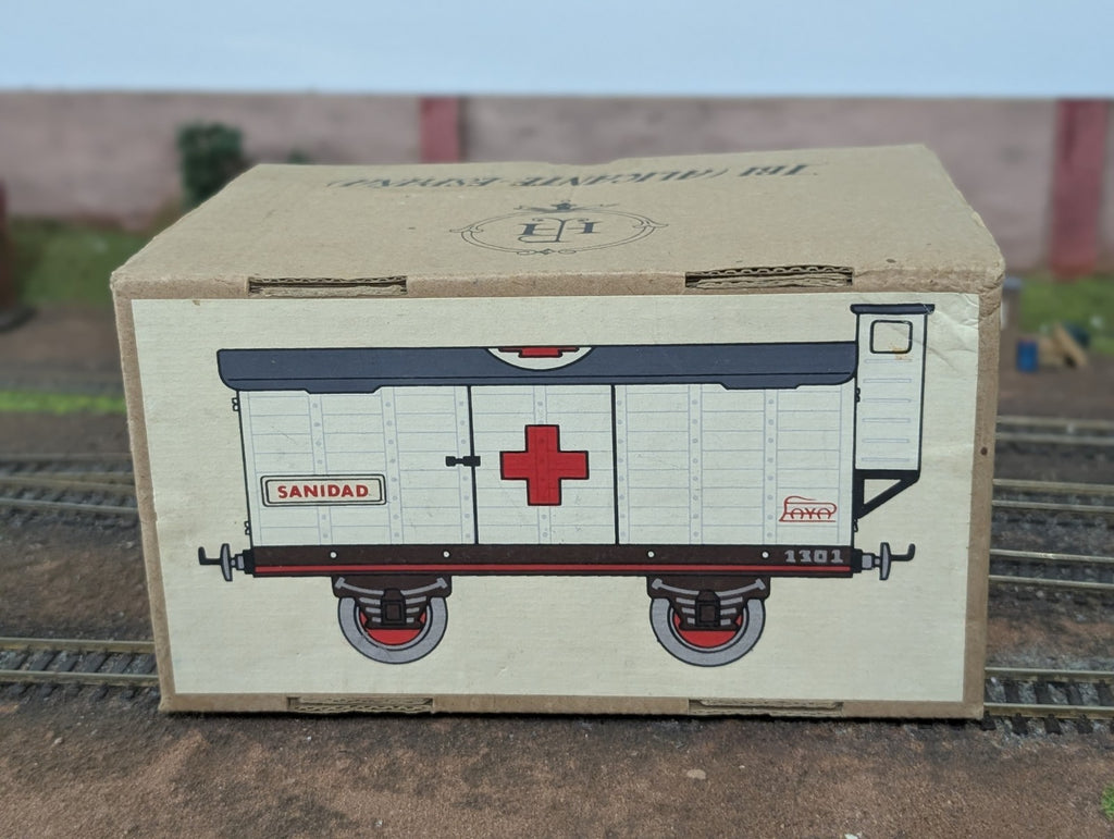Red Cross Paya Ref. 1303 O Gauge Wagon