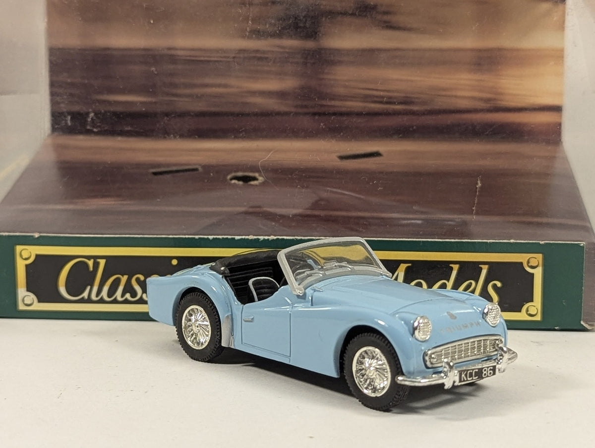 Corgi 1:43 Triumph TR3A Die-cast Model Car KCC 86 Powder Blue 97114