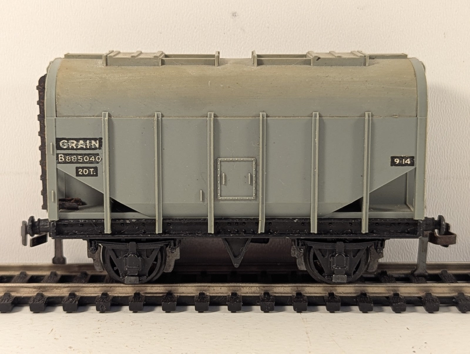 Hornby Dublo 20 Ton Bulk Grain Wagon OO Gauge
