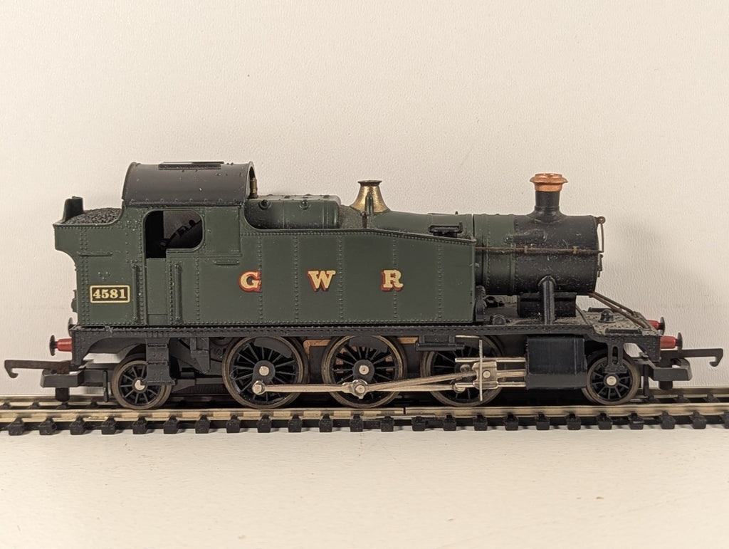 Lima GWR Class 45xx 2-6-2T “Small Prairie” GWR Unlined Green