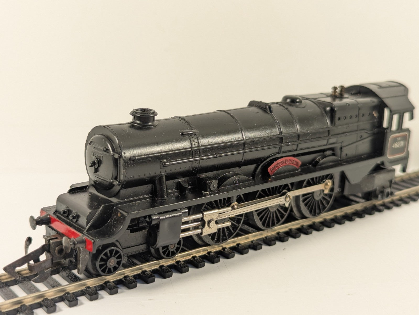 Tri-ang R50 OOGauge BRBlack PrincessElizabeth 4-6-2 SteamLocomotive - Non-Runner