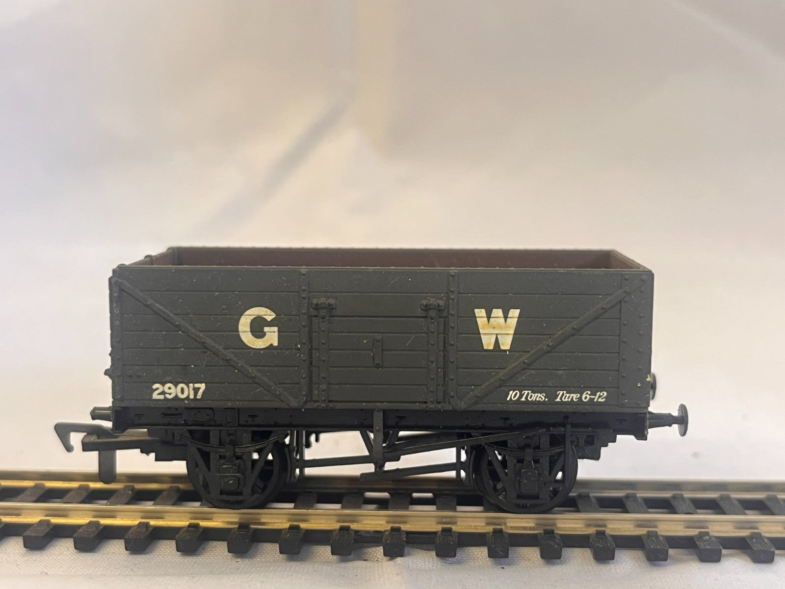 Airfix GMR OO Gauge 7 Plank Open Mineral Wagon GWR Grey