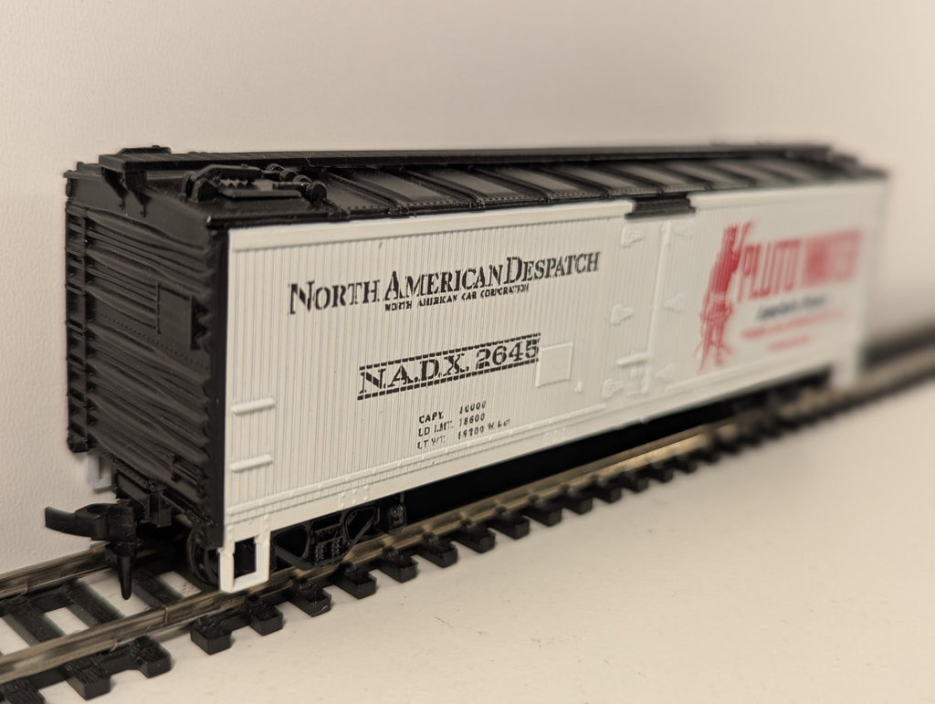 Athearn HO Gauge Pluto Water Advertising Boxcar