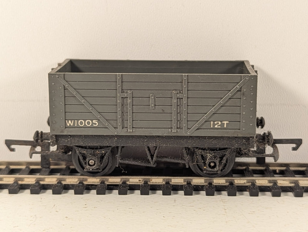 Tri-ang OO Gauge 5-Plank 12 Ton Open Wagon Goods Wagon W1005 BR Grey R10