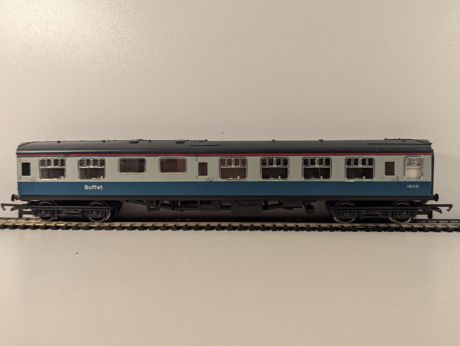 Hornby OO Gauge BR Mk1 Buffet Coach Passenger Coach 1805 BR Blue